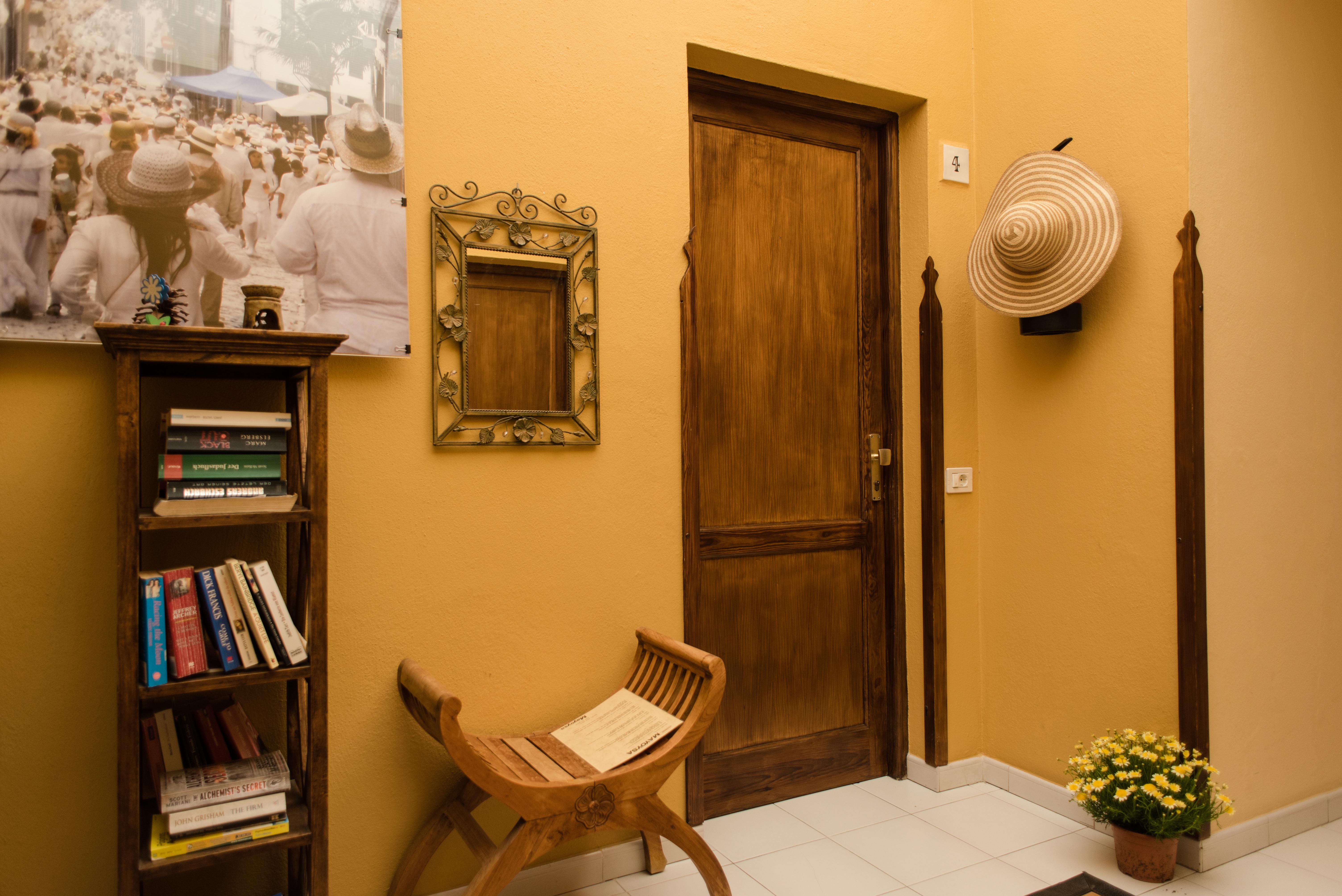 Apartamentos Mayoysa ブレーニャ・バハ エクステリア 写真